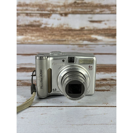 Fujifilm FinePix A700 7.3MP Digital Camera – Silver