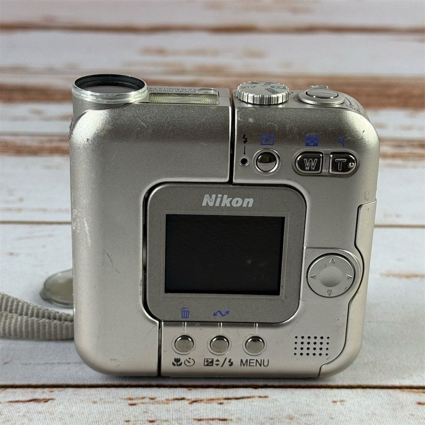 Nikon COOLPIX SQ Silver Digital Compact Camera (Not New) – 4x Zoom & LCD Screen