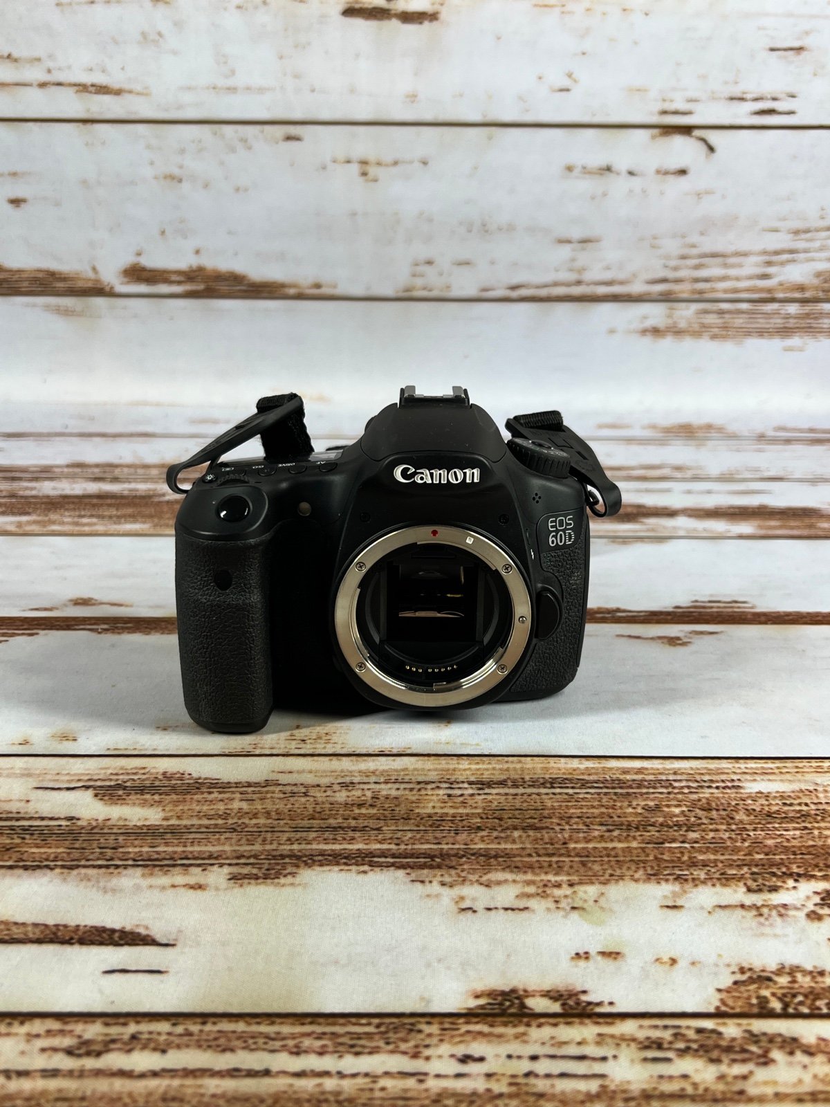 Canon EOS 60D 18.0 MP Digital SLR Camera – Black (Body Only) – Amazing Condition