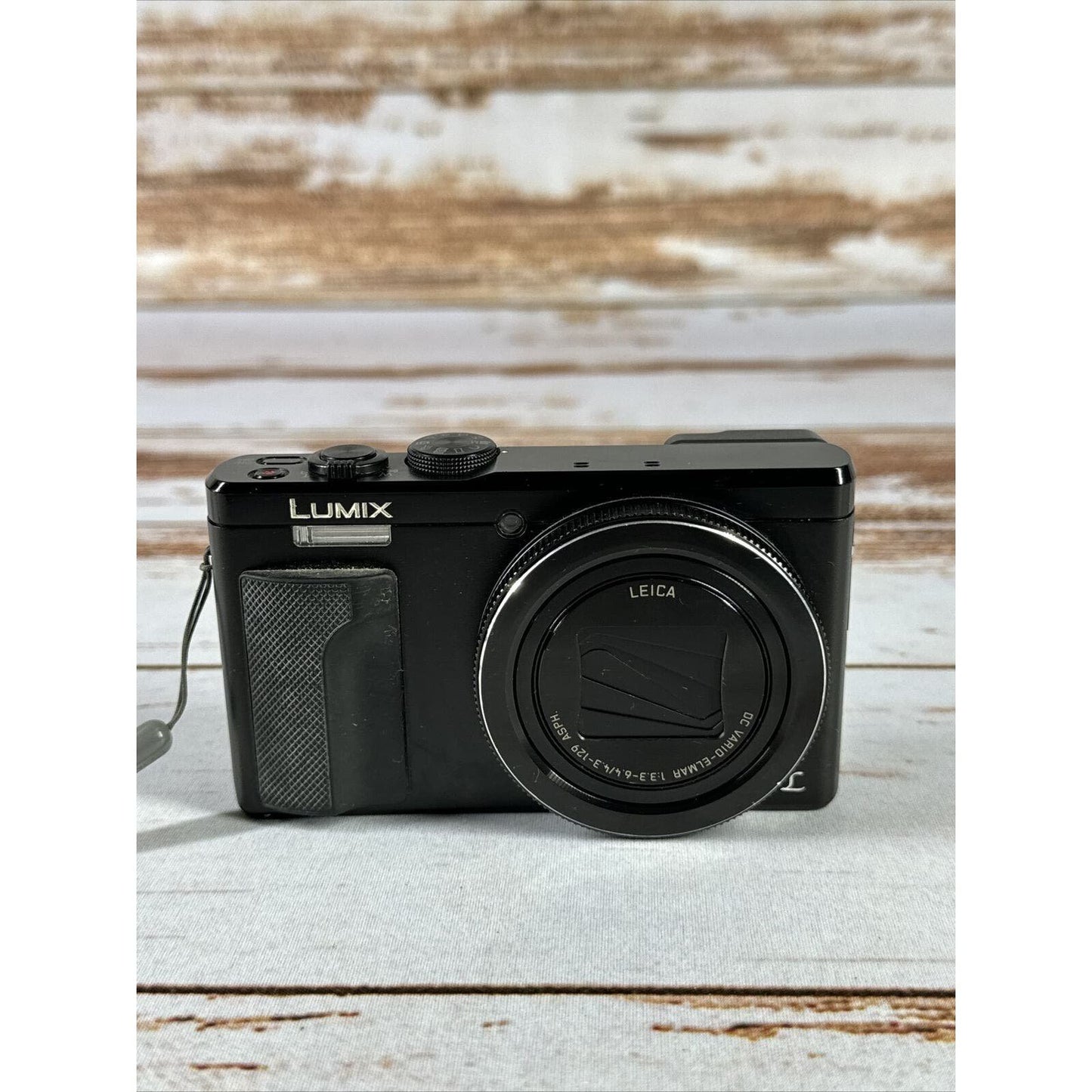 Panasonic LUMIX DMC-ZS60 18.0MP Digital Camera  – 30x Zoom, 4K & WiFi